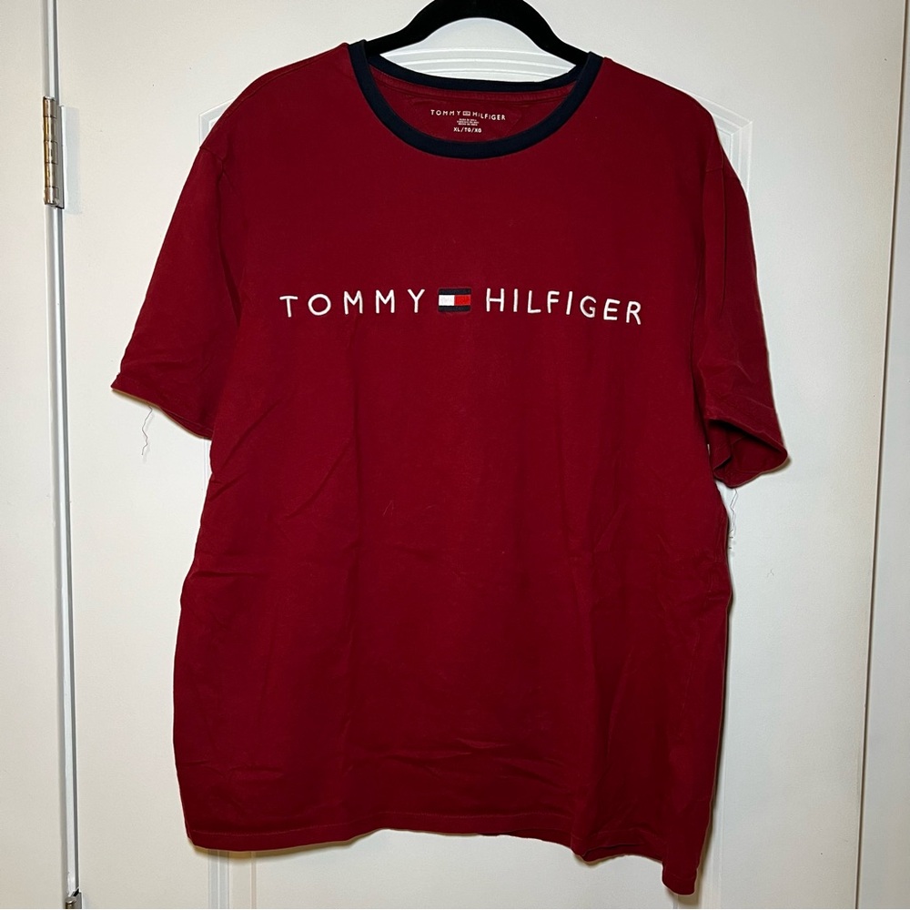 Tommy Hilfiger Men Short Sleeve Large Logo TShirt Sz XL Red Stitch Issue See Pic